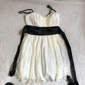 Speechless Lace dress